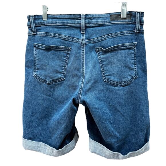 DKNY Bermuda Denim Shorts | Mid Rise Stretch Jean Shorts | Size 10 - Picture 4 of 9